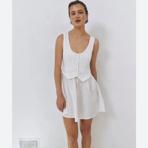 Verge Girl Dresses & Skirts - White linen mini Vest Dress verge girl